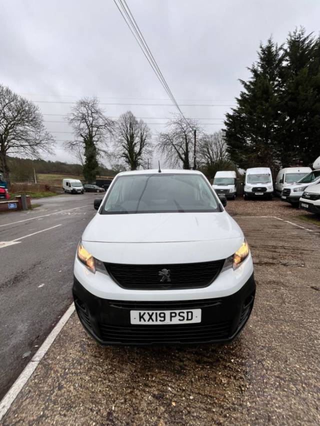 2019 Peugeot Partner 1000 1.5 BlueHDi 100 Professional Van