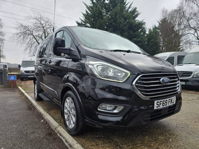 2019 Ford Tourneo Custom 2.0 EcoBlue 130ps Low Roof 8 Seater Titanium